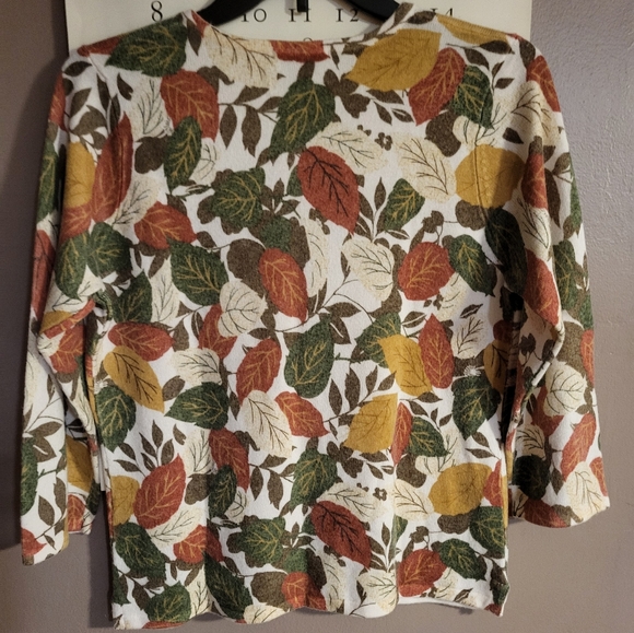 Christopher Banks cardigan - Picture 2 of 4